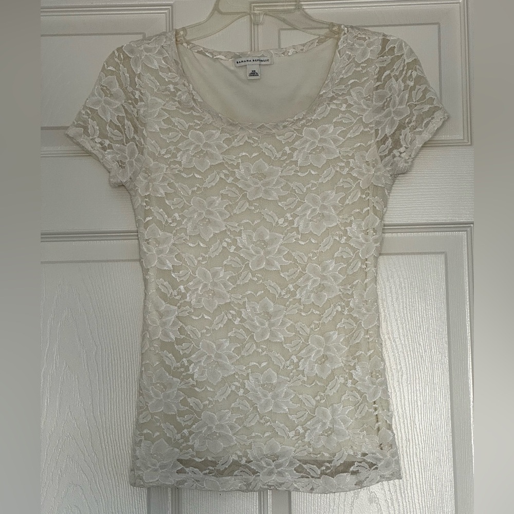 Banana Republic white laced top